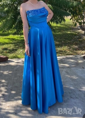 Дамска абитуриенска рокля 