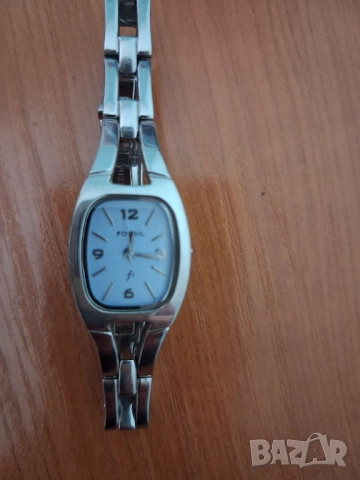 Дамски часовник, снимка 10 - Дамски - 52841635