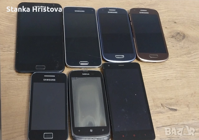 Смард телефони Samsung за части. 