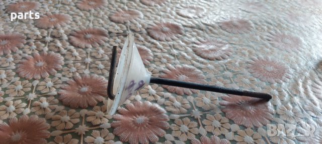 Болт Резервна Гума Форд Фокус (1)(1998г.-2007г.)N, снимка 4 - Части - 35097774