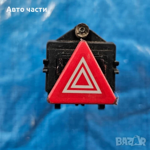 БУТОН ЗА ПРЕДУПРЕЖДИТЕЛНИ СВЕТЛИНИ / ПРЕВКЛЮЧВАЧ ЗА АВАРИЙНИ СВЕТЛИНИ AUDI A2 реф. номер 8Z0941509B 