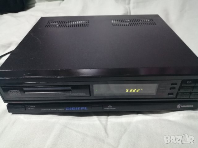 2 CD плейъра-Samsung Digital CD17 и Sharp DX-150H(BK), снимка 2 - Декове - 37702381