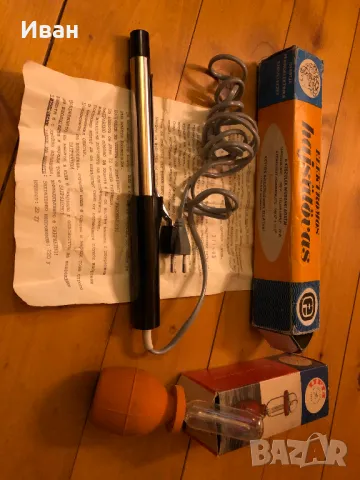 Ретро маша и флакон за спрей за коса, снимка 2 - Антикварни и старинни предмети - 48482320