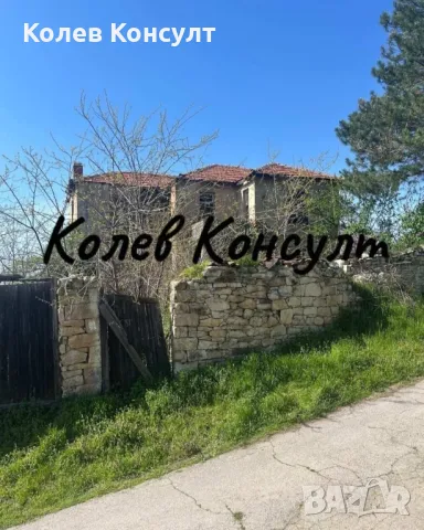 Продавам двуетажна къща в село Гледка , снимка 5 - Къщи - 50299164