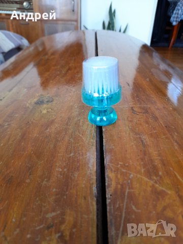 Стара козметична четка