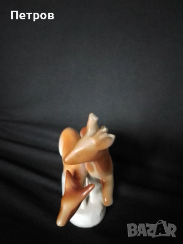 порцеланова статуетка, снимка 2 - Статуетки - 53063114