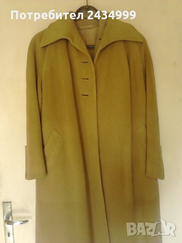 Продавам изгодно вьлнено английско палто