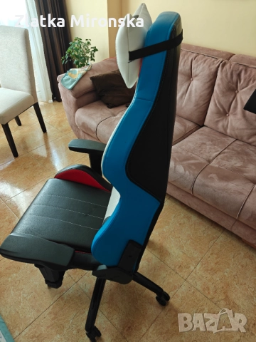 Геймърски стол AKRACING, снимка 3 - Столове - 52745724