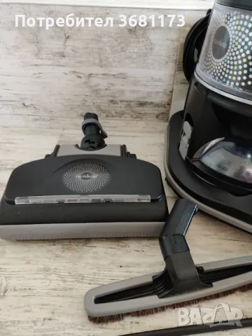 Като нова прахосмукачка Rainbow-Рейнбоу Е4, снимка 3 - Прахосмукачки - 48128683