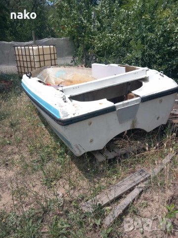 лодка  4 м за ремонт, снимка 2 - Воден транспорт - 43057119