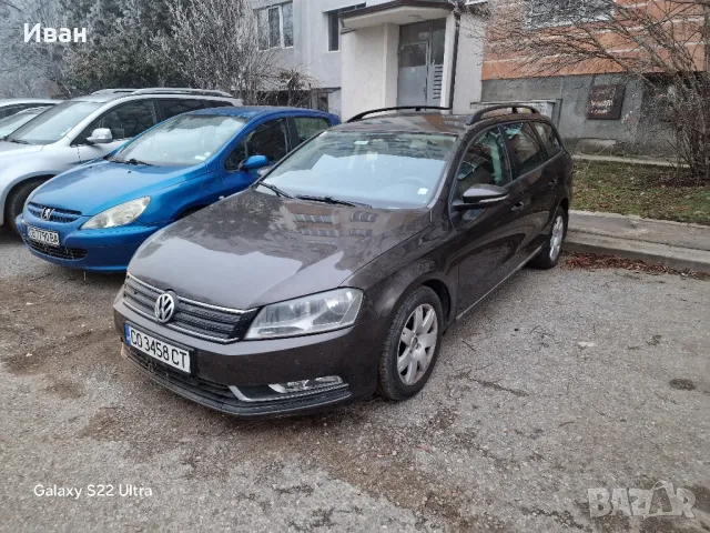 Passat 2012г 1.6 TDI Blumotion, снимка 1 - Автомобили и джипове - 49235522