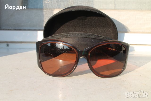 Дамски слънчеви очила ''Escada'', снимка 4 - Слънчеви и диоптрични очила - 38442432