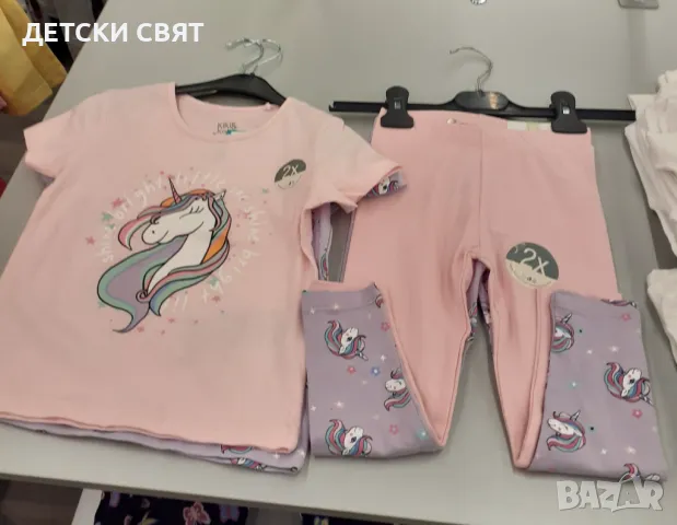 Нови детски клинове и блузи , снимка 1