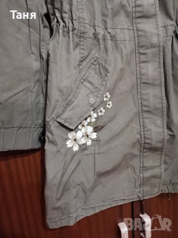 Дамска парка 38 размер, снимка 3 - Палта, манта - 42938642