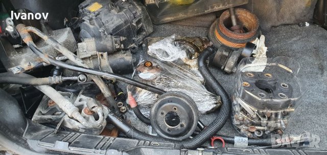 Маслено тяло маслена помпа демпферна шайба стартер гумено каре bmw m54 бмв е46 330 m54b30, снимка 4 - Части - 38591966