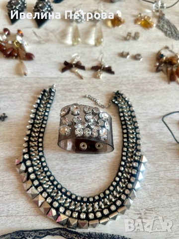 Дамски обеци и бижута, снимка 2 - Обеци - 51654568