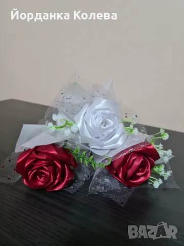 Роза от сатенена панделка, снимка 5 - Декорация за дома - 47984601