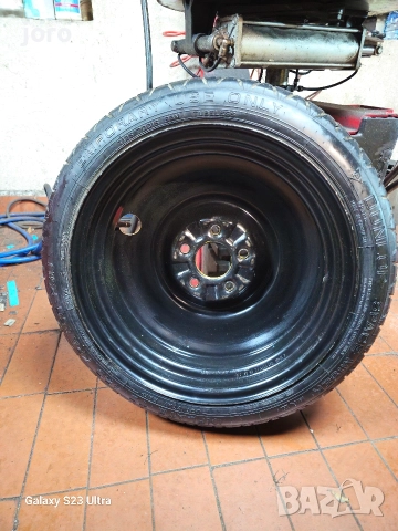 Патерица 16" 5×114.3/67.1, снимка 4 - Гуми и джанти - 52631503