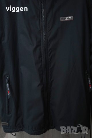 Двулицево Ски яке на Trespass. Размер М. Черно. Изгодно. Adidas. Puma, снимка 4 - Якета - 43172046