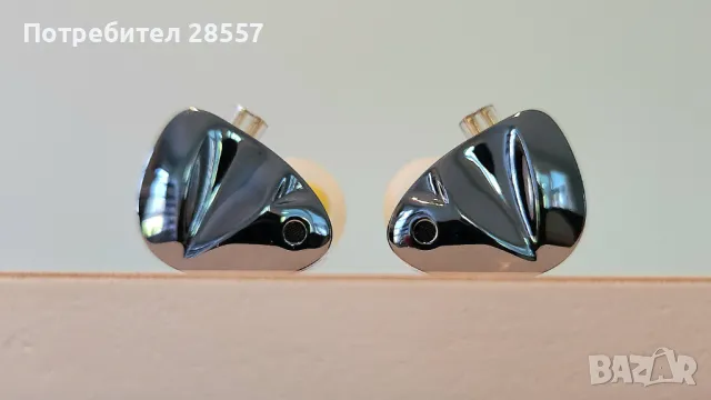 Колекция In-Ear Monitors, снимка 13 - Слушалки и портативни колонки - 42497413