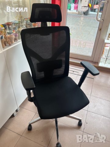 Ергономичен офис стол