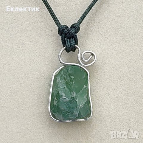 Колиета със суров зелен флуорит, снимка 7 - Колиета, медальони, синджири - 44103196