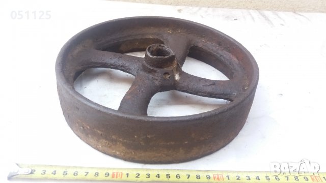 австрийско старо масивно чигунено колело от машина , снимка 4 - Антикварни и старинни предмети - 38430024