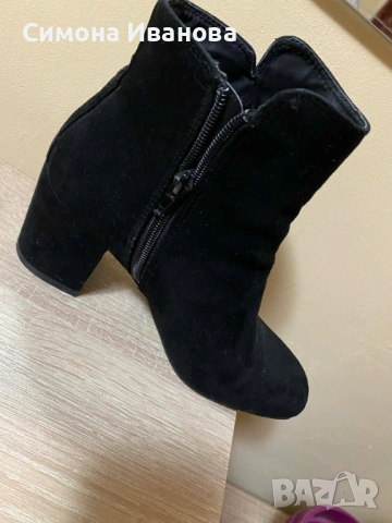 Дамски боти на ток, снимка 2 - Дамски боти - 53156529