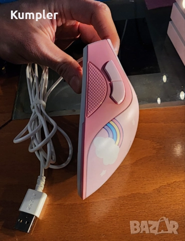 Razer DeathAdder Essential Hello Kitty – като нова, снимка 3 - Клавиатури и мишки - 52952773