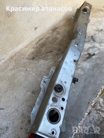 Маска горна част на радиатор за Тойота корола версо.2004.116кс, снимка 3 - Части - 40243009