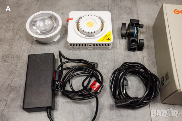 Godox ML100Bi Bi-Color LED – като НОВА 10/10, снимка 3 - Светкавици, студийно осветление - 52902696