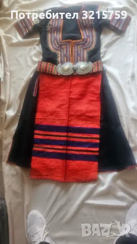 АВТЕНТИЧНА КЮСТЕНДИЛСКА САЯ НОСИЯ ,златна СЪРМА, пафти