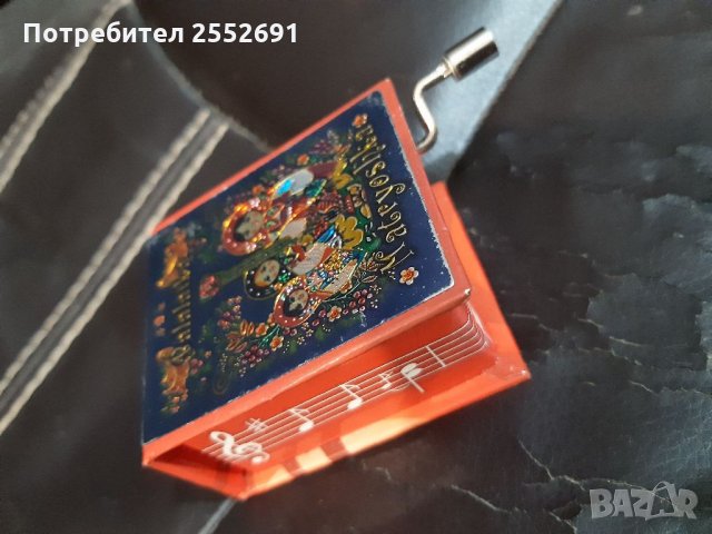 Музикална кутия, снимка 2 - Антикварни и старинни предмети - 32735897