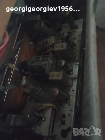 Продавам радио мелодия 2, снимка 2 - Други ценни предмети - 45859795