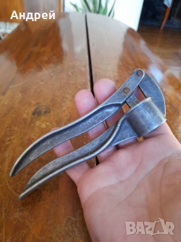 Стара алуминиева преса за чесън #8, снимка 4 - Други ценни предмети - 43561684