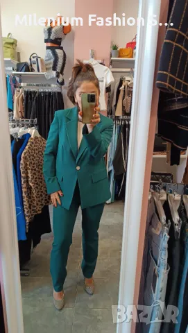 Дамски костюм