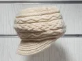 Нова зимна дамска шапка с козирка Ангора в цвят шампанско, снимка 6