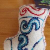 Автентична текстилна коледна играчка от филц с казахски национални мотиви, снимка 4 - Други ценни предмети - 27034300