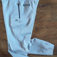 Lacoste Men's Motion Quick Dry Jogger Sweatpants - страхотно мъжко долнище КАТО НОВО, снимка 11 - Спортни дрехи, екипи - 43612410