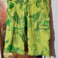 Мъжки къси панталони зелени на палми, снимка 1 - Панталони - 40833329