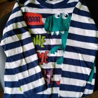 НОВ Суичер за 4 г. + блузка с динозавър, снимка 6 - Детски Блузи и туники - 32209062
