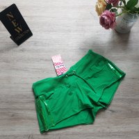 НОВИ къси зелени памучни панталонки с пайети на намаление, снимка 1 - Къси панталони и бермуди - 28223545