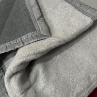 Вълнено Меко Одеяло, 240 х 260см, сиво!, снимка 3 - Олекотени завивки и одеяла - 43092719