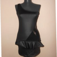 Еластична черна рокля с едно рамо , снимка 1 - Рокли - 28754706