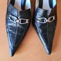 Елегантни дамски чехли Fado с тънък умерено висок ток и метален орнамент , снимка 15 - Дамски елегантни обувки - 44028299