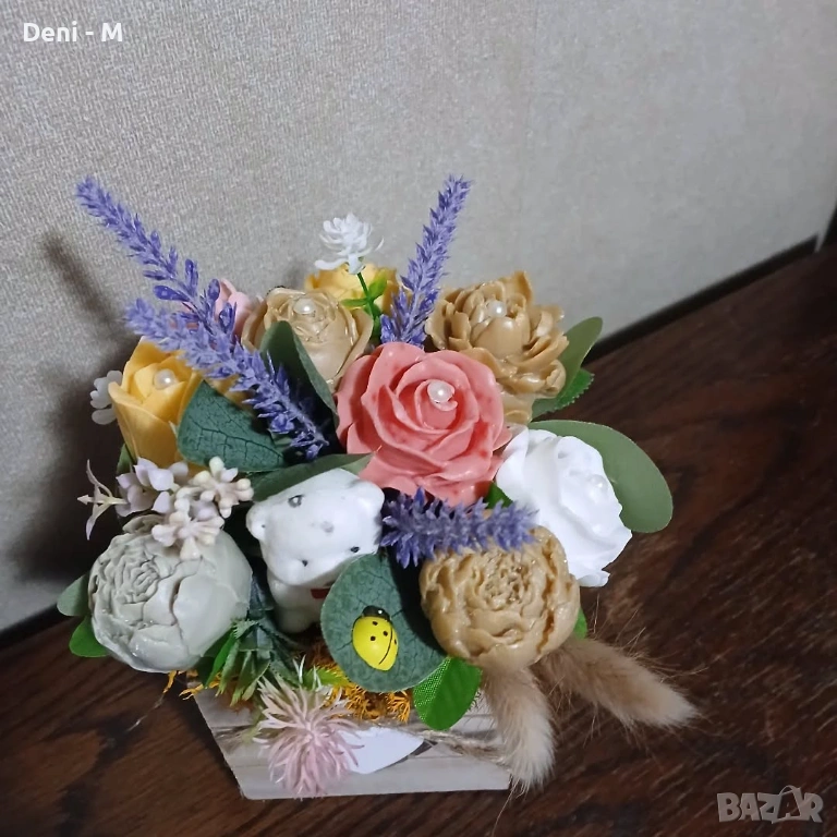 Сувенир ръчно изработен цветя от глицеринов сапун, снимка 1