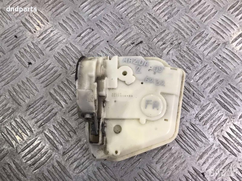 Предна дясна брава Mazda 2,1.3i,2009г., снимка 1