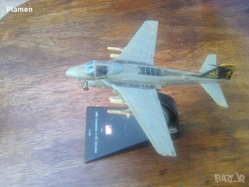 Модел на палубен американски изтребител, снимка 1