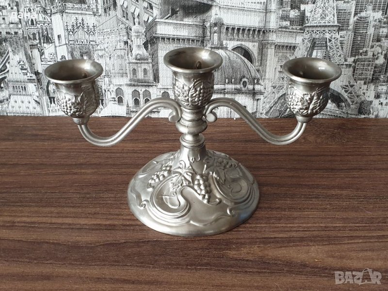 Красив свещеник , снимка 1