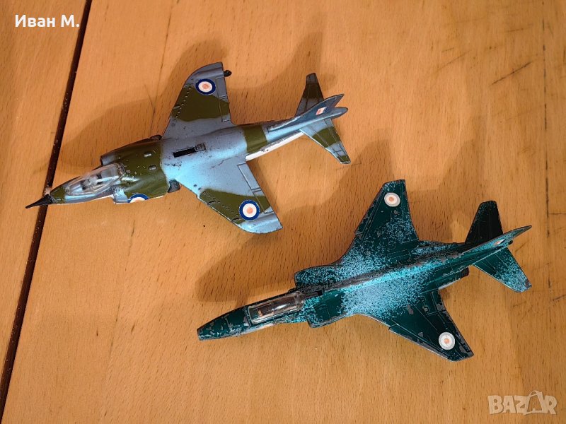 метални самолети Dinky toys , снимка 1